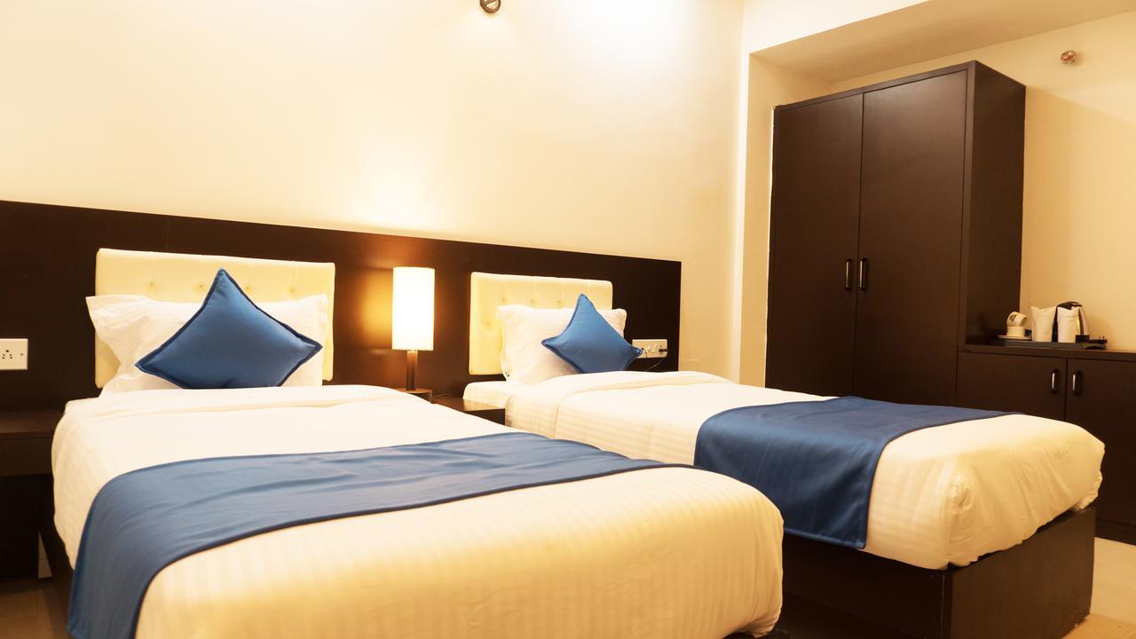 Hotel Max Inn Bhāgalpur Esterno foto
