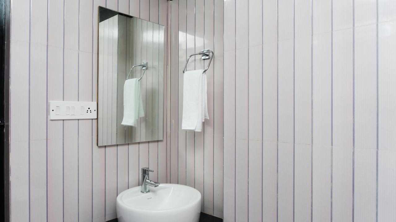 Hotel Max Inn Bhāgalpur Esterno foto